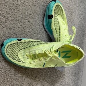 Nike Vaporfly 2 - Women’s size 8.0